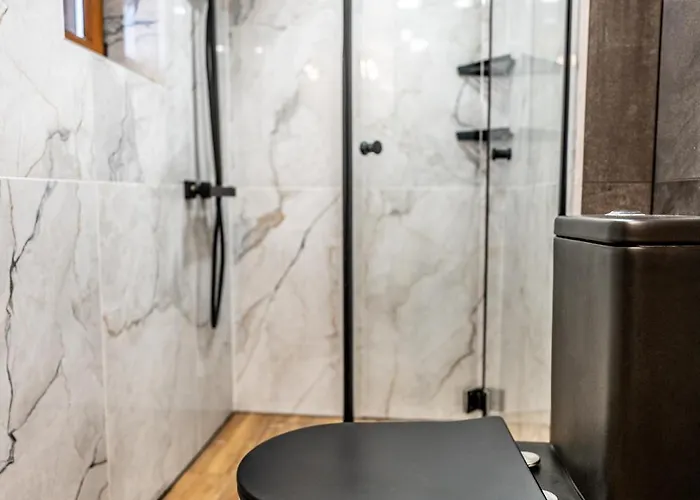 Slona, Heritage In Old Town