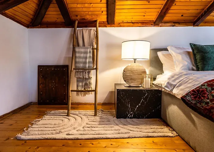 Slona, Heritage In Old Town *