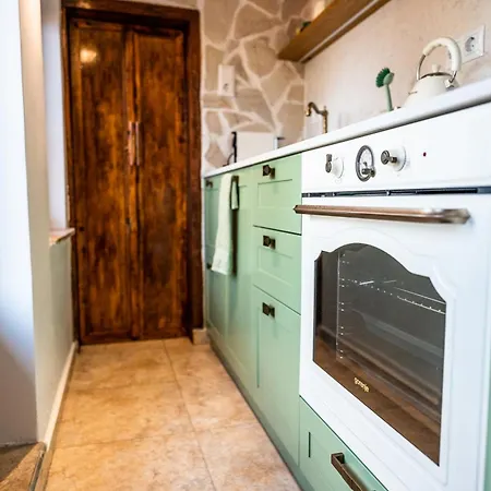 Slona, Heritage In Old Town * Φιλιππούπολη