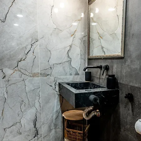 Slona, Heritage In Old Town *